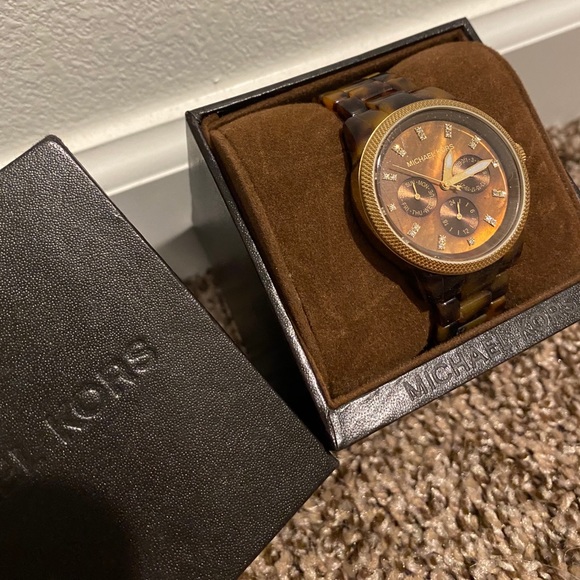 MICHAEL KORS WATCH - Picture 4 of 4